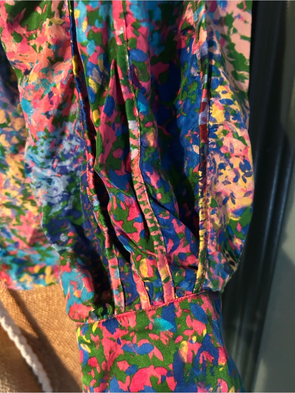 LA FIORA Multicolor Floral-Print V-Neck Blouse in Blue & Pink - Picture 4 of 5